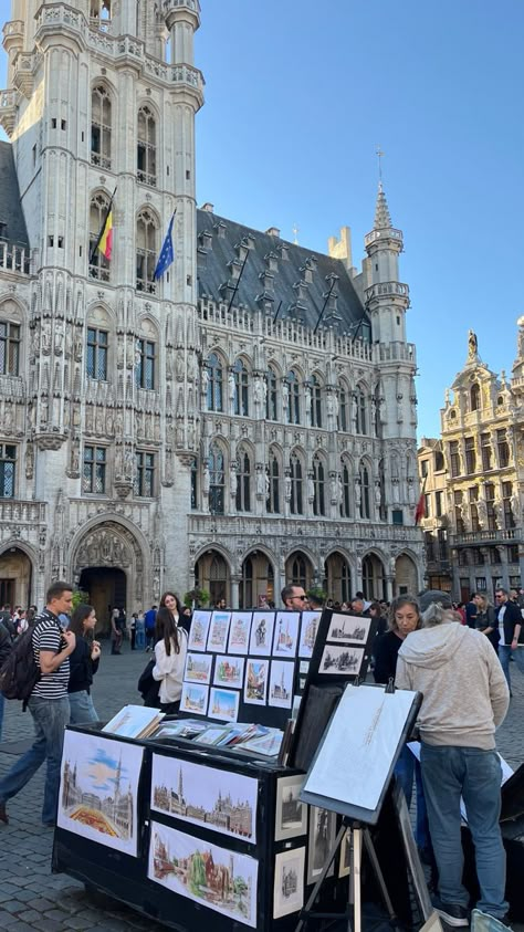 #brussels #belgium #grandplace Brussels Belgium Food, Brussel Aesthetic, Brussels Buildings, Bruges Belgium Aesthetic, Brussels Belgium Aesthetic, Brussels Aesthetic, Belgium Aesthetic, Brussels City, Euro Tour