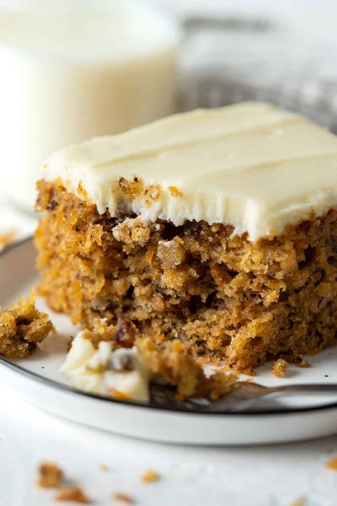 Olive Oil Carrot Cake, Trulucks Carrot Cake Recipe, Pecan Cream Cheese Frosting, Famous Carrot Cake Recipe, Carrot Cake Sheet Cake, Olive Oil Cake Recipe, Carrot Cake With Pineapple, Pumpkin Sheet Cake, Moist Carrot Cakes