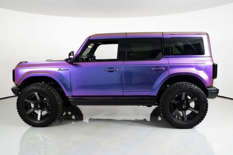 Cool Wrapped Cars, Purple Ford Bronco, Ford Bronco Wrap Ideas, Bronco Wrap Ideas, Bronco Aesthetic, Ford Bronco Interior, Badlands Series, Ford Bronco Badlands, New Ford Bronco