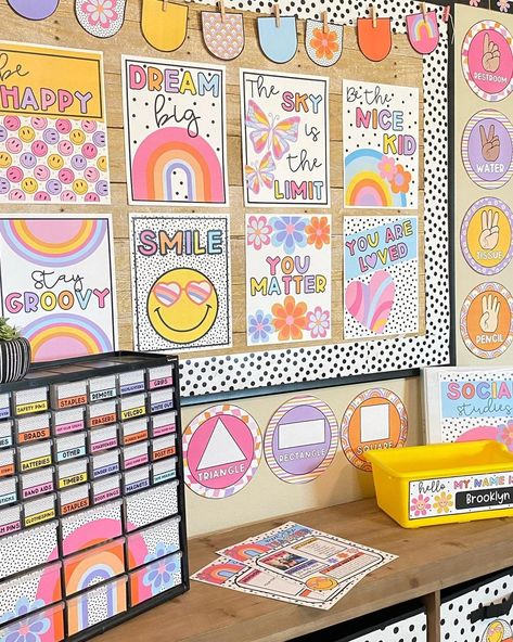 Retro Classroom Decor Collection - Etsy Cute Classroom Posters, Preppy Classroom Decor, Classroom Themes Elementary Ideas, Groovy Retro Classroom Theme, Retro Classroom Door, Daycare Classroom Themes, Disco Classroom, Retro Classroom Theme, Preppy Classroom