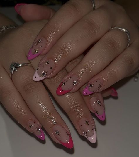 Almond Nails Pink With Design, Almond Gel Nails Summer, Summer Birthday Nails Almond, Acrylic Nails Almond Summer, Cute Coffin Nail Ideas, Biab Nails Almond, Almond Pastel Nails, Cute Trendy Nail Ideas, Cute Square Nail Designs