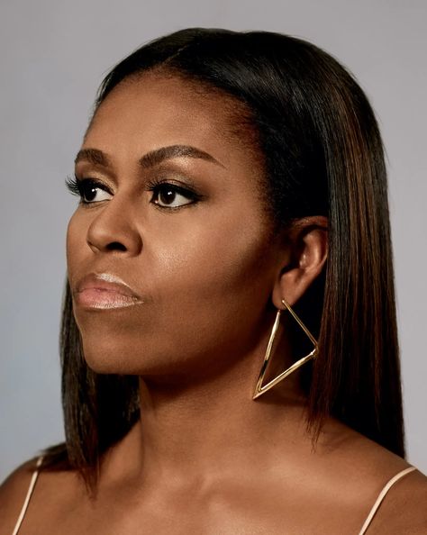 To the First Lady, With Love - The New York Times American First Ladies, Gloria Steinem, First Ladies, Barack And Michelle, Dark Brown Hair Color, Influential People, Hair Color Dark, Oprah Winfrey, Cool Hair Color