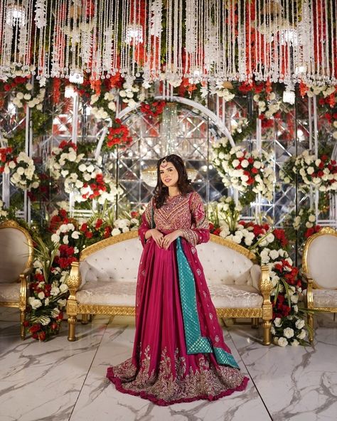 Can't go wrong in a shocking pink lehenga choli 😍 Perfect for making a statement at any special occasion. 💕 #IlsaBySamsara #MadeWithLove #IlsaBride To book your consultations please WhatsApp +92 309 9095555 / +1 647 241 5675 / +447973448686 #SamsaraBride #SamsaraBridalStudio #SamsaraBridalCouture #bcwpakistan #humbridalcoutureweek #PakistaniWedding #PakistaniBride #PakistaniBridal #Valima #Walima #WalimaBride #ValimaBride #Barat #BaratBride www.samsara-world.com Shocking Pink Lehenga, Pink Lehenga Choli, Lehenga Pakistani, Pakistani Bridal Couture, Pink Lehenga, Shocking Pink, Pakistani Bridal, Wedding Outfits, Pakistani Wedding