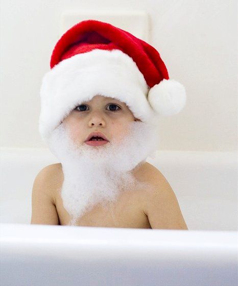 Toddler Christmas Photos, Santa Beard, Xmas Photos, Foto Baby, Foto Tips, Christmas Photography, Toddler Christmas, Santa Baby, Christmas Photo