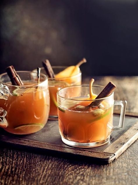 Easy Winter Cocktails, Ginger Cocktail Recipes, Wassail Recipe, Toddy Recipe, Hot Toddies Recipe, Pear Ginger, Ginger Drink, Rum Recipes, Spiced Pear