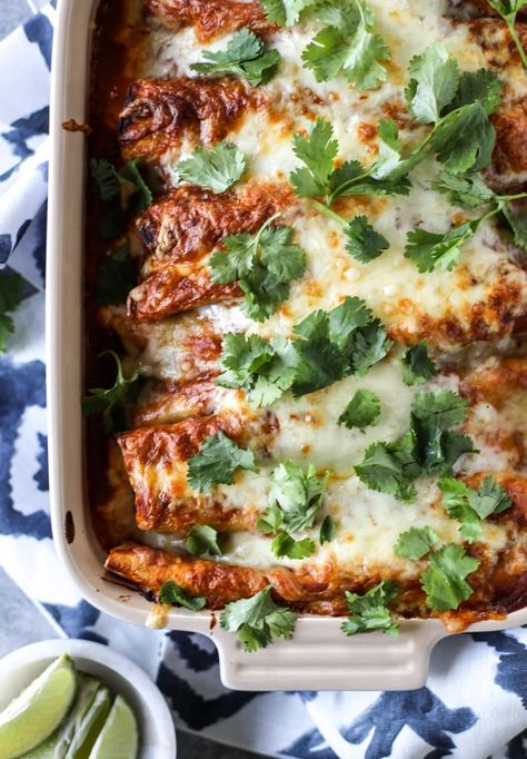 Ground Pork Enchiladas, Enchilada Dinner, Mexican Feast, Pork Enchiladas, Food Bites, Pork Entrees, Mexican Treats, Spicy Fried Chicken, Baked Chicken Tacos