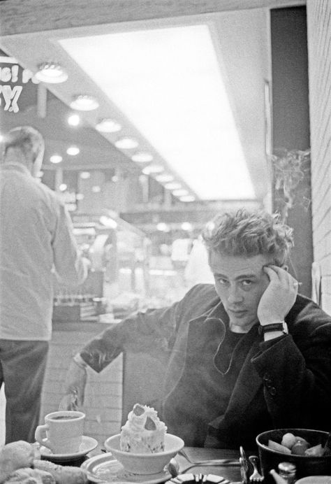 James Dean Style, Dennis Stock, Jim Stark, James Dean Photos, Lee Strasberg, Eartha Kitt, Gentleman Quotes, Jimmy Dean, East Of Eden