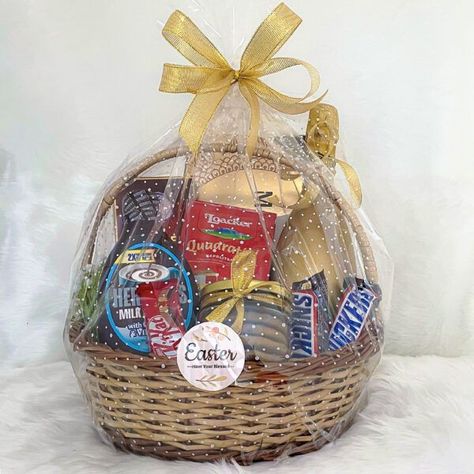 Easter Hampers, Box Bag Packaging, Sparkling Grape Juice, Unique Easter Gifts, Easter Gift Ideas, Hamper Gift Basket, Christmas Gift Hampers, Wedding Gift Pack, Bridal Gift Wrapping Ideas