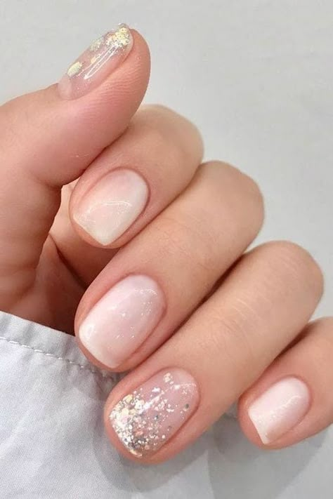 Short Milky White Nails, Milky White Nails With Glitter, White Nails With Glitter, Milky White Nails, Beige Nails Design, Short Nail Manicure, Nails With Glitter, Elegant Manicure, White Glitter Nails