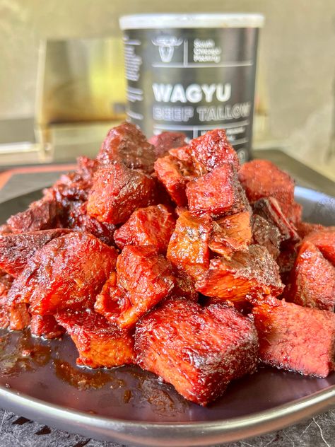 Burnt Ends Brisket, Burnt Ends Recipe, Grill Nation, Honey Sriracha Sauce, Bbq Recipes Grill, Making Fried Chicken, Burnt Ends, Poor Man, Beef Tallow