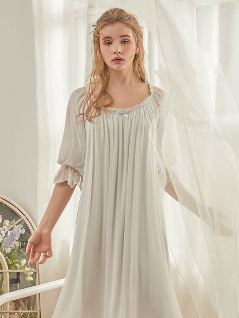 Vintage Sleepwear, Victorian Nightgown, Vintage Loungewear, White Nightgown, Bridal Nightgown, Vintage Nightgown, Cottagecore Dress, Nightgowns For Women, Nightgowns