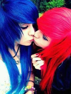 LGBT pride on Pinterest | Lesbian Pride, Lesbian and Gay Amor Emo, Cute Emo Couples, Emo Scene Girls, Emo Couples, Emo People, Scene Punk, Emo Love, Emo Scene Hair, Scene Queens