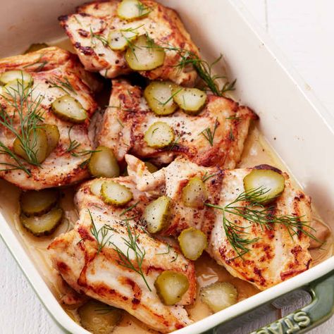 Fresh Dill Recipes, Vacation Dinner Ideas, Dinner Ideas For A Crowd, Easy Vacation Meals, Dill Pickle Chicken, Pickle Chicken, Dill Chicken, Vacation Dinner, Dill Recipes