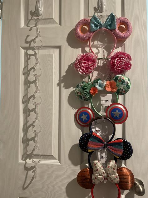 Mouse Ear Storage, Minnie Ear Display, Disney Headband Display, Disney Ear Storage, Minnie Ears Display, Loungefly Display Ideas, Mickey Ears Display, Disney Ears Display Wall, Disney Ears Display