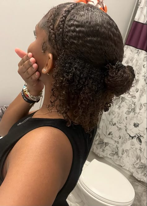 4b Hair Styles Short, Short Natural 4b Hairstyles, Short Curly Natural Hairstyles For Black Women, Short Natural Hair Styles 4b, Natural Hair Styles 4c Short, 4c Hairstyles Claw Clip, Claw Clip On Natural 4c Hair, 4b Natural Hairstyles Claw Clip, Aesthetic 4b Hairstyles