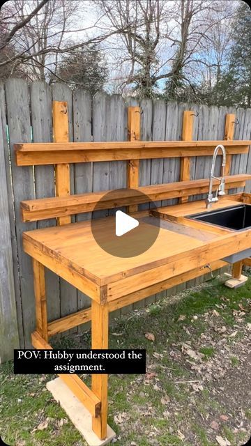 Potting Bench Area, Veggie Wash Station, Shelves For Plants Outdoor, Garden Wash Station, Garden Table Ideas Outdoors, Garden Washing Station, Potting Table Ideas, Potting Station Diy, Outdoor Potting Bench Ideas