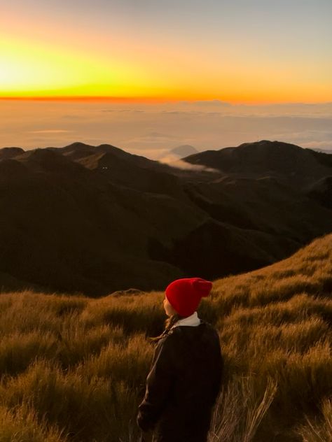 Mt Pulag Summit Mt Pulag Outfit, Mt Pulag, Hiking Adventure, 2025 Vision, In Another Life, Mood Board, Vision Board, Hiking, Collage