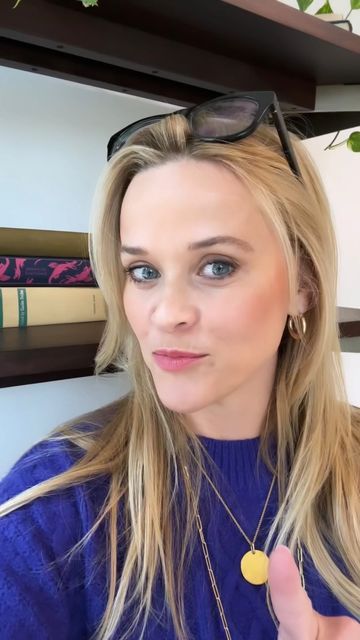 Reese Witherspoon Selfie, Make Your Dreams Happen, Reese Whiterspoon, Reese Witherspoon Style, Video Reels, Bobby Brown Stranger Things, Daniel Gillies, Photo To Cartoon, Reese Witherspoon