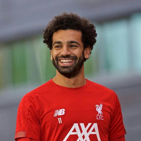 Muhammed Salah, Mohamed Salah Liverpool, Mohammed Salah, M Salah, Person Photography, Salah Liverpool, Liverpool Players, Messi Ronaldo, Mo Salah