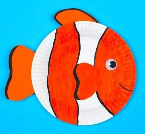 Paper Plate Fish, Under The Sea Crafts, Disney Diy Crafts, Paper Plate Crafts For Kids, Baby Art Projects, Sea Crafts, Fish Crafts, Ocean Crafts, Paper Plate Crafts