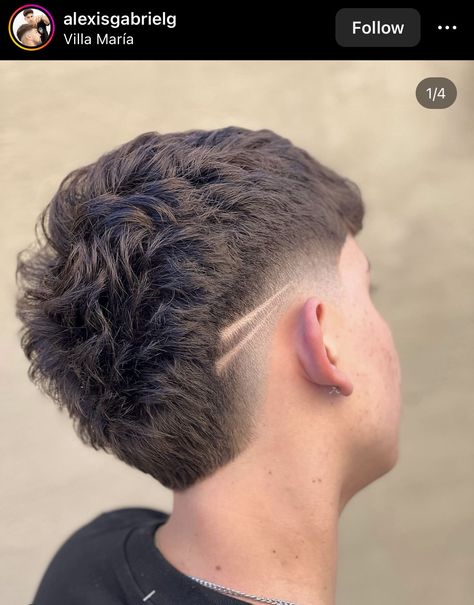 Men Short Hair Fade, Street Photography Model, Drop Fade Haircut, Short Mullet, Men Haircut Curly Hair, Haircut Curly Hair, The Fade, Barber Haircut, Faded Hair