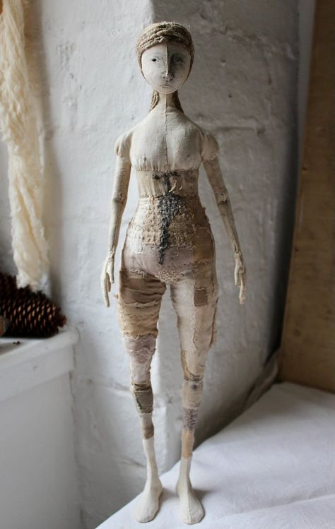 Spirit Art Dolls, Textile Art Dolls, Paper Art Sculpture, Paper Clothes, Textile Sculpture, Art Dolls Cloth, Rag Dolls Handmade, Spirit Dolls, Spirited Art