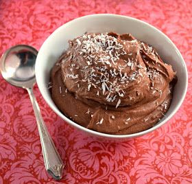 Milk Chocolate Mousse Recipe, Coconut Milk Mousse, Coconut Milk Recipes Dessert, Frozen Avocado, Gluten Free Chocolate Desserts, Milk Chocolate Mousse, Coconut Milk Dessert, Coconut Mousse, Coconut Milk Chocolate