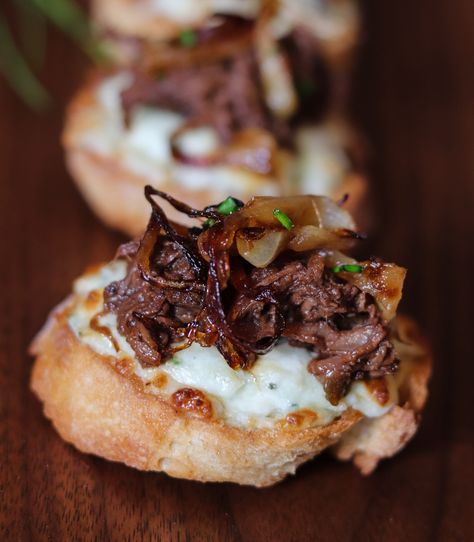 Braised Beef Crostini with Blue Cheese Butter and Caramelized Onions Beef Crostini Appetizers, Sourdough Crostini, Beef Tenderloin Crostini, Hygge Dinner, Blue Cheese Crostini, Beef Crostini, Red Wine Braised Beef, Party Food Catering, Blue Cheese Butter