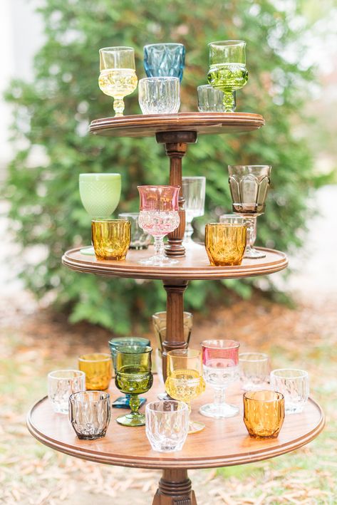 Different Cups At Wedding, Mix Match Cups Wedding, Vintage Drinking Glasses Wedding, Multi Colored Glasses Wedding, Different Color Glasses Wedding, Eclectic Glassware Wedding, Wedding Glasses Display, Pick Your Cup Wedding, Antique Glasses Wedding