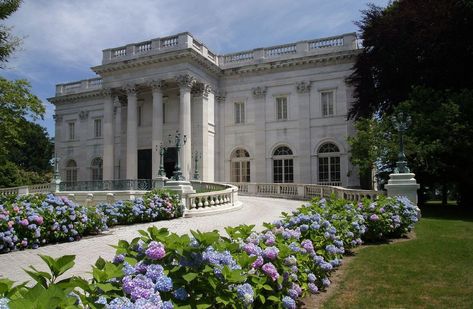 Marble House, Newport Vanderbilt Family, Boston Vacation, Vanderbilt Mansions, Marble House, Classic House Design, American House, Newport Rhode Island, Newport Ri, Gilded Age