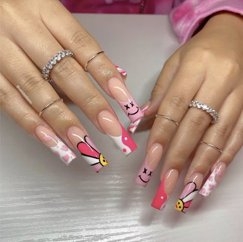 Acrylic Nails Trippy, Acrylic Nails Ideas 2023, Fun Acrylic Nails Designs, Takashi Murakami Nails, Rave Nails, Long Acrylic Nail Designs, Colorful Nails, Short Square Acrylic Nails, Long Acrylic Nails Coffin