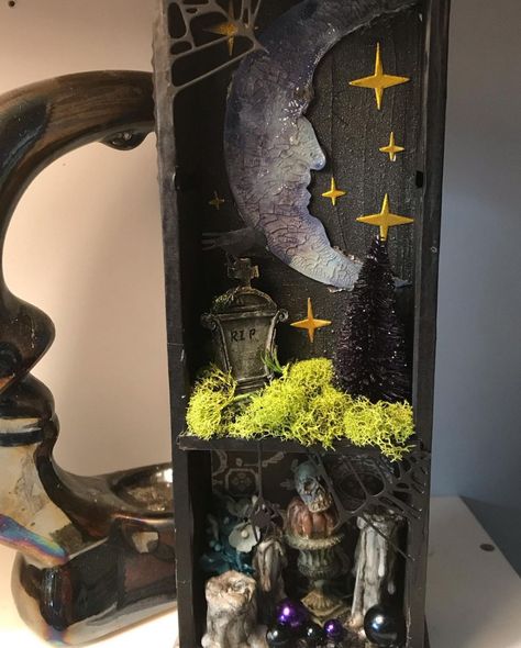 Apocathery Cabinet, Witch Cabinet, Oddities Collection, Halloween Shadow, Halloween Shadow Box, Altoid Tin, Barbie Halloween, Halloween Potions, Haunted Dollhouse