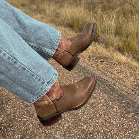 Cowboy Fall Aesthetic, Cowboy Boots Astethic, Autumn Boots Aesthetic, Light Country Aesthetic, Farm Shoes, Country Ranch Aesthetic, Fall Country Backgrounds, Country Boots Aesthetic, Western Ranch Aesthetic