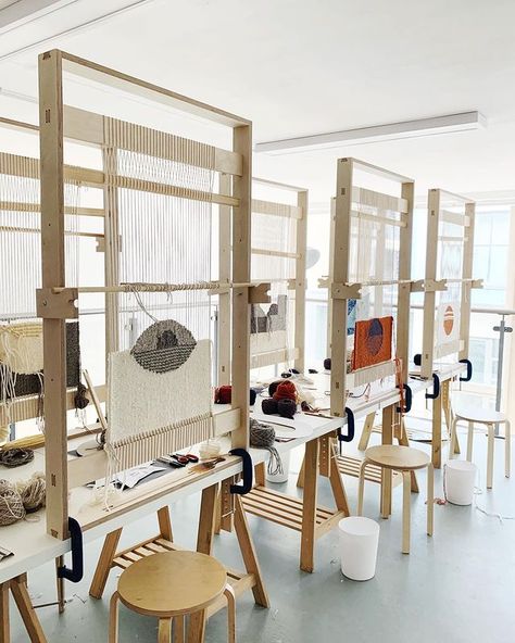 Workshop Space Design, Modern Weaving, Tapestry Loom, Rug Loom, Weaving Loom Projects, Modern Tapestries, Rigid Heddle Weaving, Jaipur Rugs, Modern Textiles