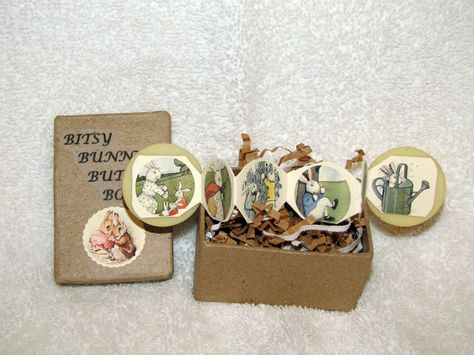 button book Button Book, Button Jewellery, Mini Journals, Button Diy, Paper Mache Boxes, Evening Star, Zine Design, Creative Books, Story Books