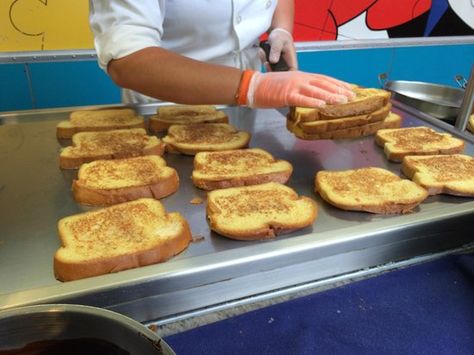 Recipe For French Toast, Recipe French Toast, Disney Contemporary Resort, Chef Mickey, Brioche French Toast, Geek Food, Disney Recipes, Contemporary Resort, Brioche Bread