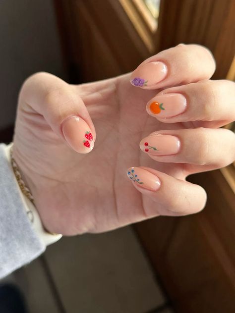 Hailey Bieber Fruit Nails, Spring Nails Fruit, Tiny Fruit Nails, Little Fruit Nails, Fruits On Nails, Vegetable Nail Art, Spring Fruit Nails, Fruit French Tip Nails, Farmers Market Nails