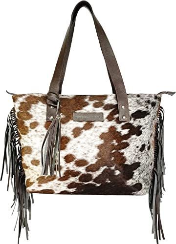 check out this adorable cowhide bag... in love Western Bags, Western Bag, Cowhide Purse, Western Handbags, Cowhide Bag, Ethiopian Opal Ring, Shoe Tags, Purse Styles, Western Outfits