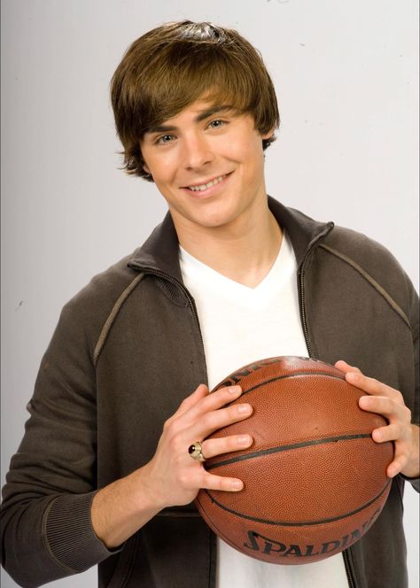 Zac Efron High School, High School Musical 3, Troy Bolton, Zac Efron, High School Musical, Musical Movies, Senior Year, High School, Musical