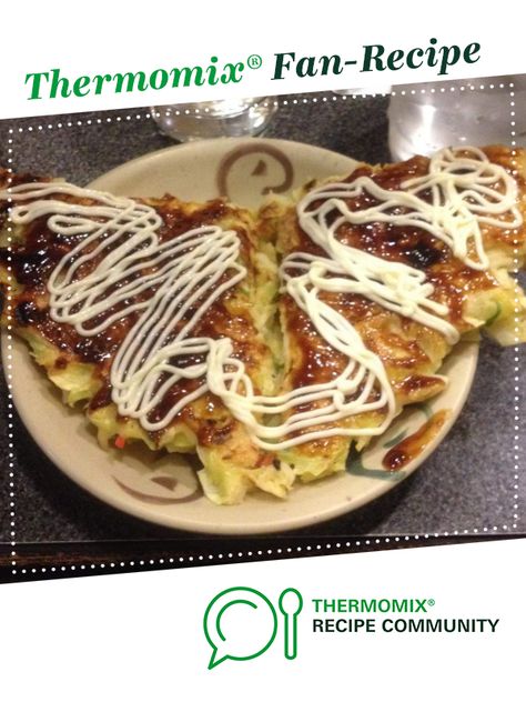 Thermomix Vegetarian Recipes, Okonomiyaki Recipe Easy, Thermomix Asian Recipes, Okonomiyaki Sauce Recipe Easy, Japanese Vegetable Pancake Recipe, Hiroshima Style Okonomiyaki Recipe, Japanese Pancake Recipe, Cabbage Pancakes Okonomiyaki Sauce, Vegetable Pancake