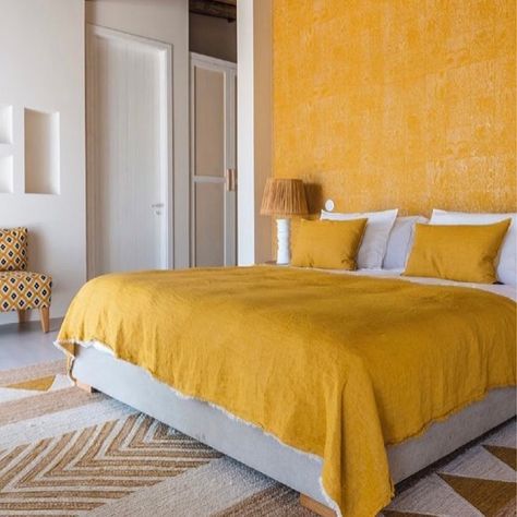 Daniela Scala McMurdo’s Instagram photo: “Great warmth created with this beautiful shade of yellow #elitisfrance#wallpaper#brightcolour#homedecor#interiors#decor#colour” Summer Deco, How To Dress A Bed, Deck Chairs, House Bathroom, Bedroom Suite, Maine House, Common Area, Pool House, Interior Design Projects