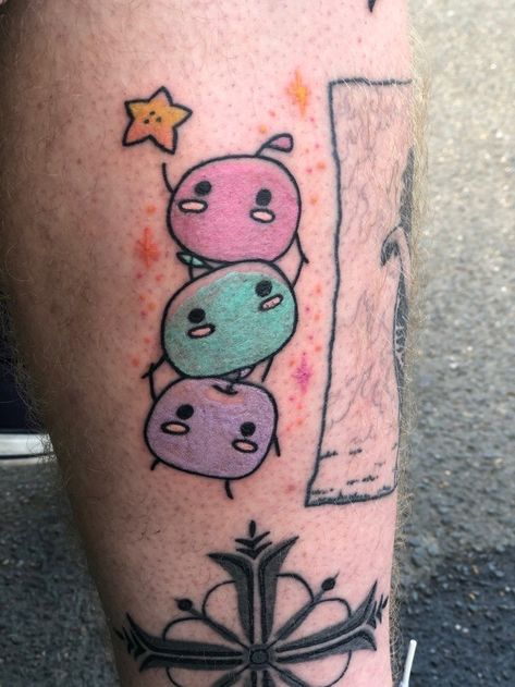 Stardew Valley Junimo Tattoo, Stardew Valley Tattoo Ideas, Stardew Tattoo, Stardew Valley Tattoo, Video Game Tattoos, Sweet Drawings, Gaming Tattoo, Knee Tattoo, Piercing Ideas