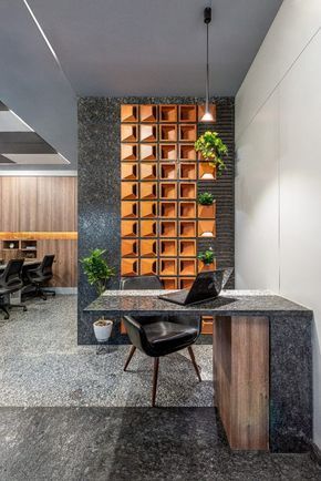 Corporate Office Space, Office Cabin Design, Roster Beton, Small Office Design Interior, Office Wall Design, Small Office Design, Office Space Corporate, Tile Cladding, Office Interior Design Modern