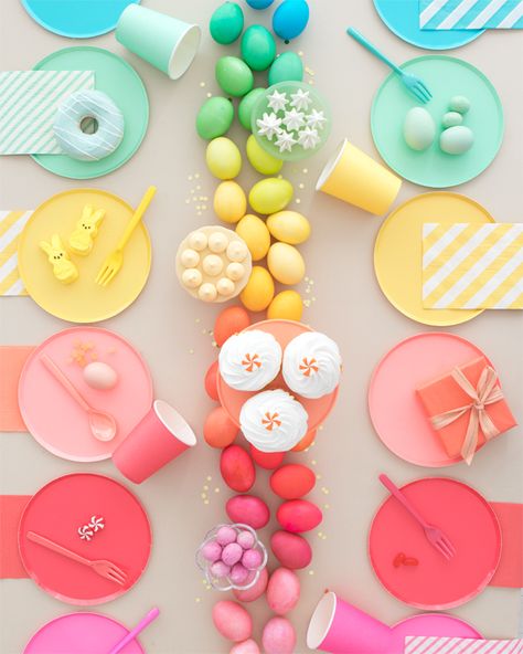 Easter Egg Centerpiece, Colourful Things, Deco Pastel, Oh Happy Day, Rainbow Birthday Party, Easter Inspiration, Rainbow Birthday, Event Inspiration, Easter Table