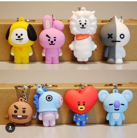 Bt21 Merchandise, Felt Keyring, Bts Cake, Crea Fimo, Clay Keychain, Kpop Diy, Bts Birthdays, Mia 3, Bts Merch