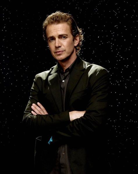 The Stupendous Wave on X: "Hayden’s performance really did an amazing job of merging all the eras of Anakin together as one, Arrogant Prodigy, Brave War Hero and Finally Enlightened Master. https://t.co/b7JzRPnprl" / X Hayden Christensen Obi Wan Kenobi Series, Hayden Christensen Star Wars, Star Wars Cast, Anakin And Padme, Star Wars Anakin, Star Wars Celebration, Alyson Hannigan, Hayden Christensen, Child Actors