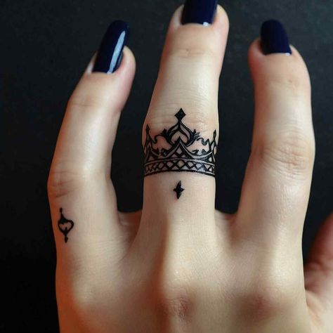 27+ Beautiful Finger Tattoo Ideas for Females Finger Tattoo Cover Up, Ring Tattoos For Women, Wedding Ring Tattoo Ideas For Women, Tattoos On People, Wedding Ring Tattoo Ideas, Minimalist Symbols, Ring Tattoo Designs, Tattoo Ideas For Females, Finger Tattoo Ideas