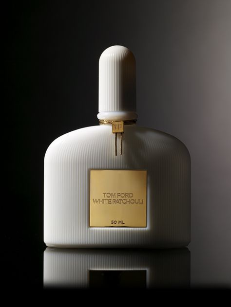 Tom Ford White Patchouli- patchouli balanced by white florals?  Yes Please! #Perfume Review ~ 15MinuteBeauty.com Tom Ford White Patchouli, Smell Expensive, Diptyque Perfume, Patchouli Perfume, Tom Ford Fragrance, Tom Ford Perfume, Scent Of A Woman, Perfume Reviews, Signature Fragrance