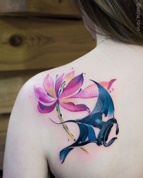 210+ Outstanding Stingray Tattoos Ideas and Designs (2022) - TattoosBoyGirl Stingray Tattoos, Stingray Tattoo, Ray Tattoo, Peacock Tattoo, Tatuaje A Color, Subtle Tattoos, Manta Ray, Tattoos For Daughters, Great Tattoos