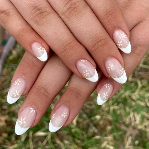 Ongles Gel French, French Tip Gel Nails, Hoco Nails, French Tip Nail Designs, Summery Nails, Basic Nails, Casual Nails, Cute Gel Nails, Tip Nails